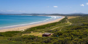 Cloudy Bay Cabin, South Bruny